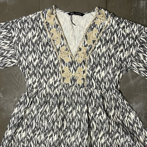 Zara Black Cream Long Sleeve Flared V Neck Dress Embroidered NWOT Ladies Small - Picture 5 of 7